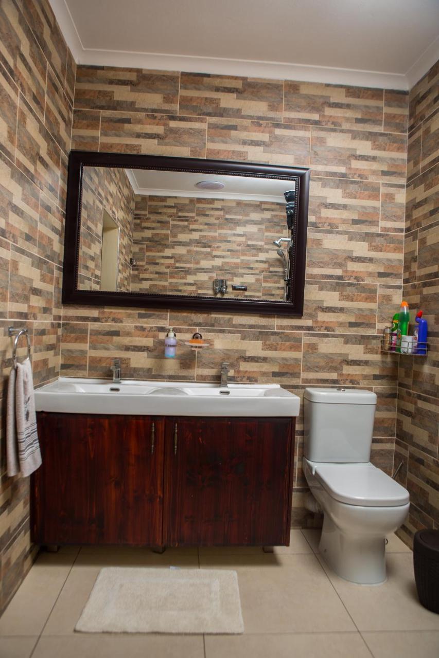 Dyna Guest House Durban Buitenkant foto