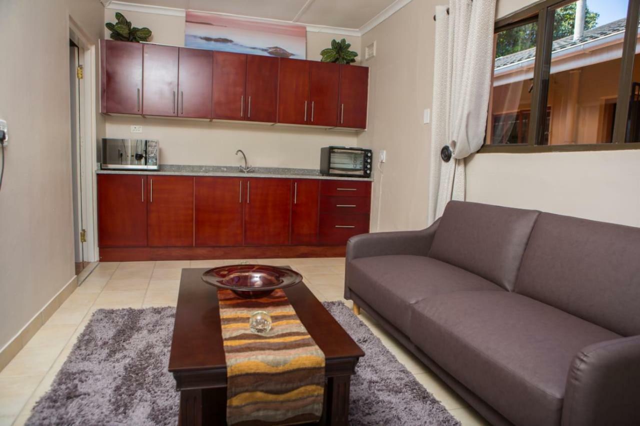 Dyna Guest House Durban Buitenkant foto